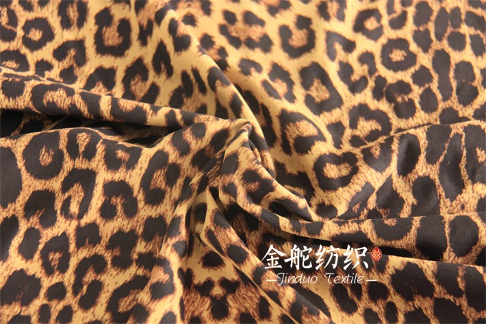 韓國絨豹紋印花