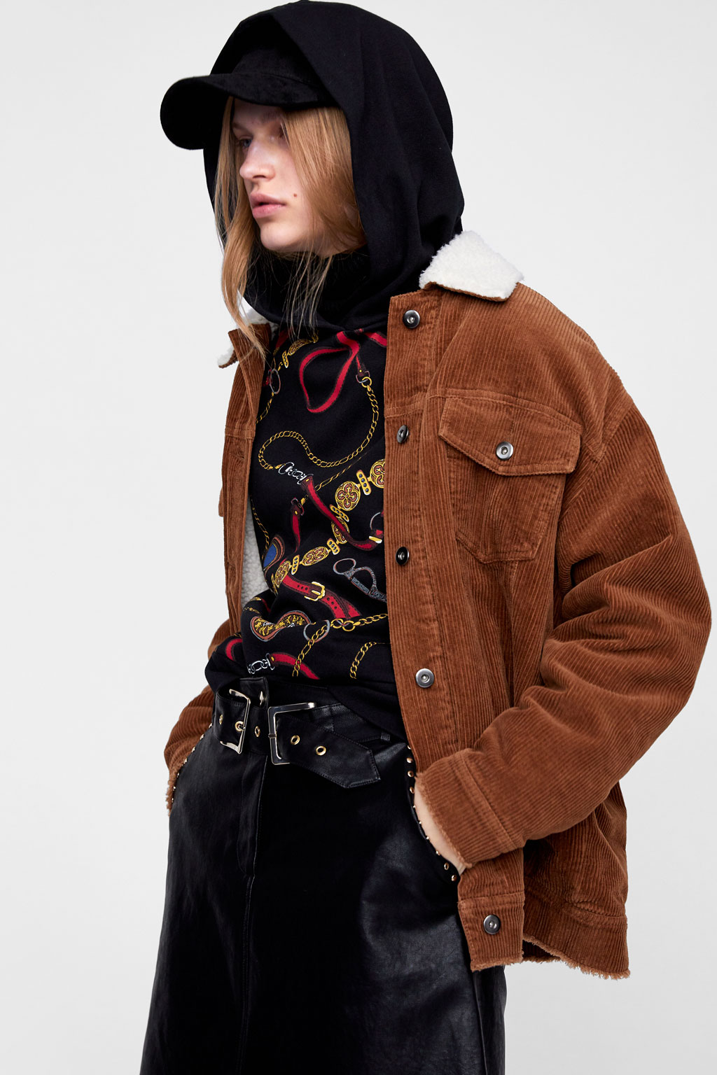 ZARA新款 女裝 燈芯絨夾克外套 ZARA新款 女裝 燈芯絨夾克外套