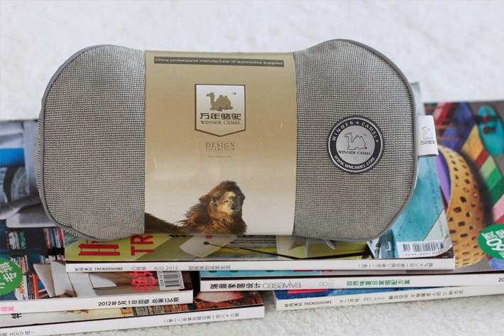 21條雙色燈芯絨做成的汽車頭枕成品 21條雙色燈芯絨做成的汽車頭枕成品