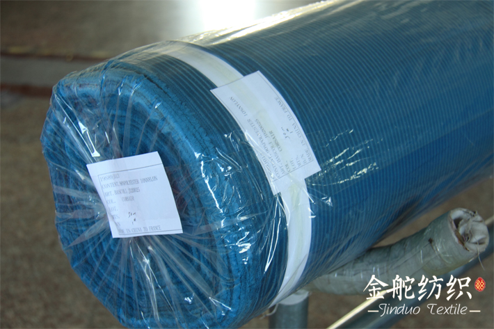 燈芯絨產(chǎn)品包裝