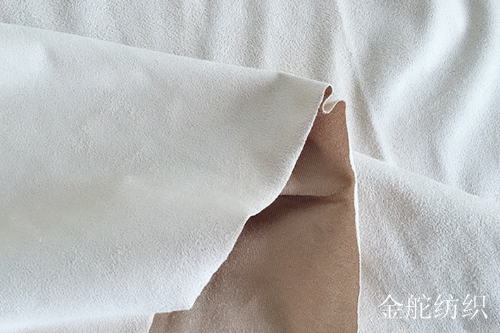 經(jīng)編麂皮絨,針織無(wú)彈麂皮絨稠密的絨感 經(jīng)編麂皮絨,針織無(wú)彈麂皮絨稠密的絨感