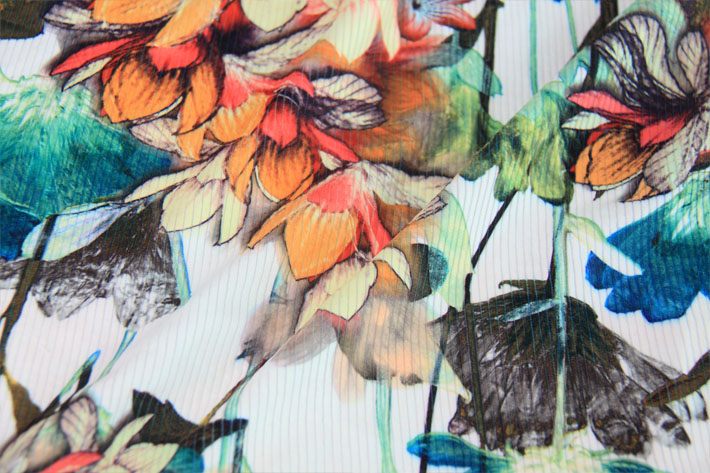 條絨與植物花型相結(jié)合