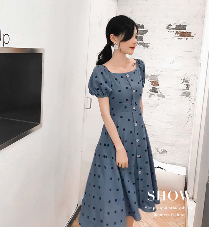 印花韓國(guó)絨成衣模特展示