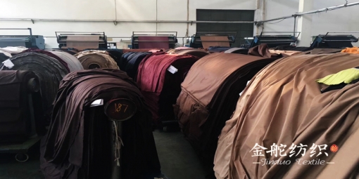 麂皮絨為什么能夠起絨？起絨方法：磨毛和拉毛介紹！